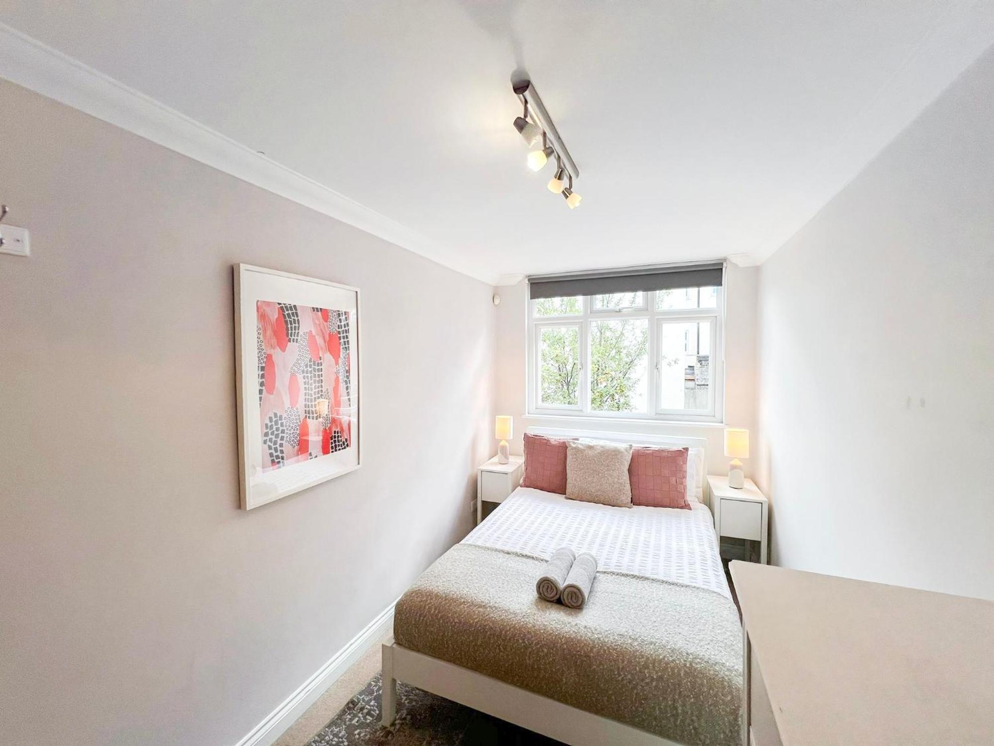 Apartament Lovely 4 Bedroom Flat With Ample Garden In Brondesbury, Kilburn *