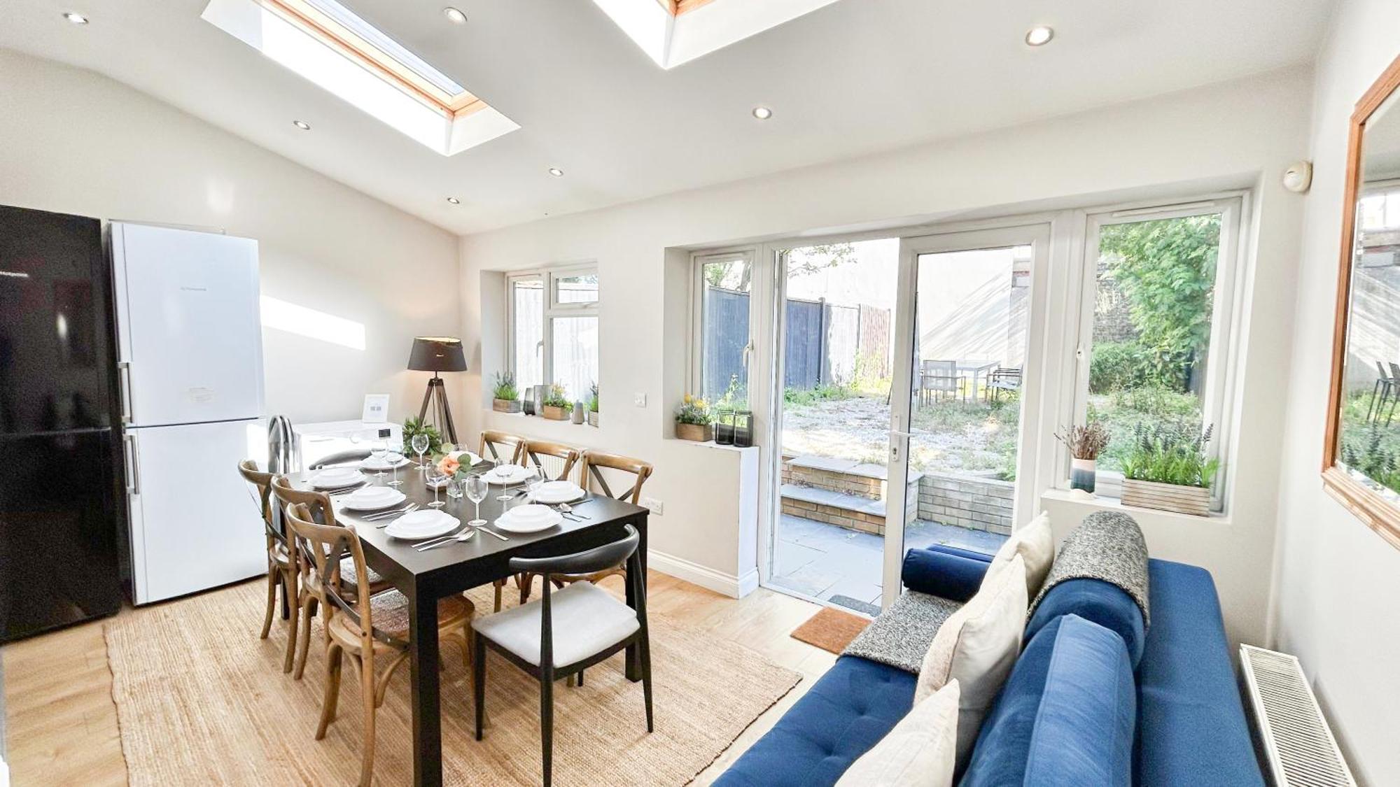 Apartment Lovely 4 Bedroom Flat With Ample Garden In Brondesbury, Kilburn London